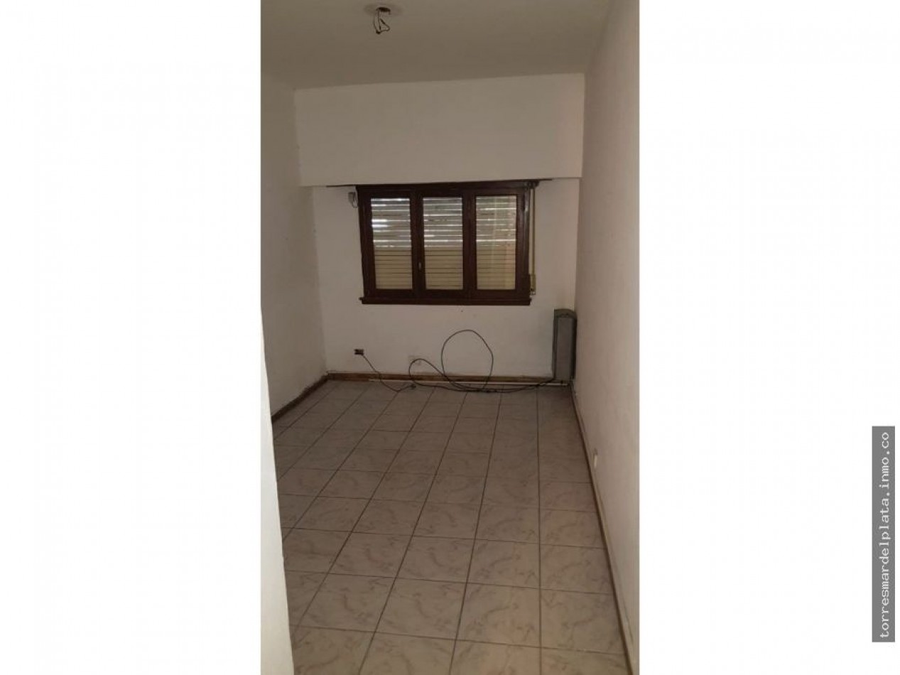 LOCAL COMERCIAL EN VENTA SOBRE AVENIDA LIBERTAD DE 200 M2 