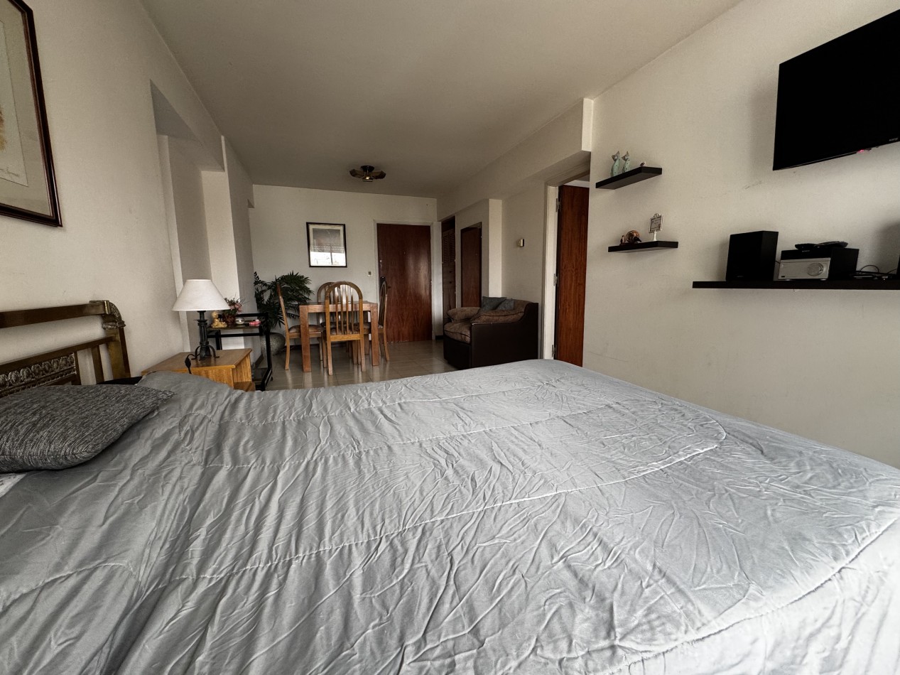 DEPARTAMENTO MONOAMBIENTE - A 1 CUADRA DE LA PLAYA
