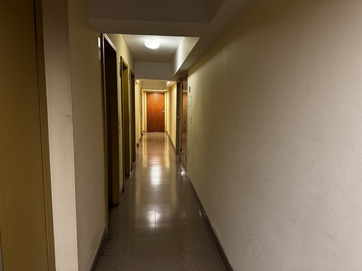 DEPARTAMENTO MONOAMBIENTE - A 1 CUADRA DE LA PLAYA