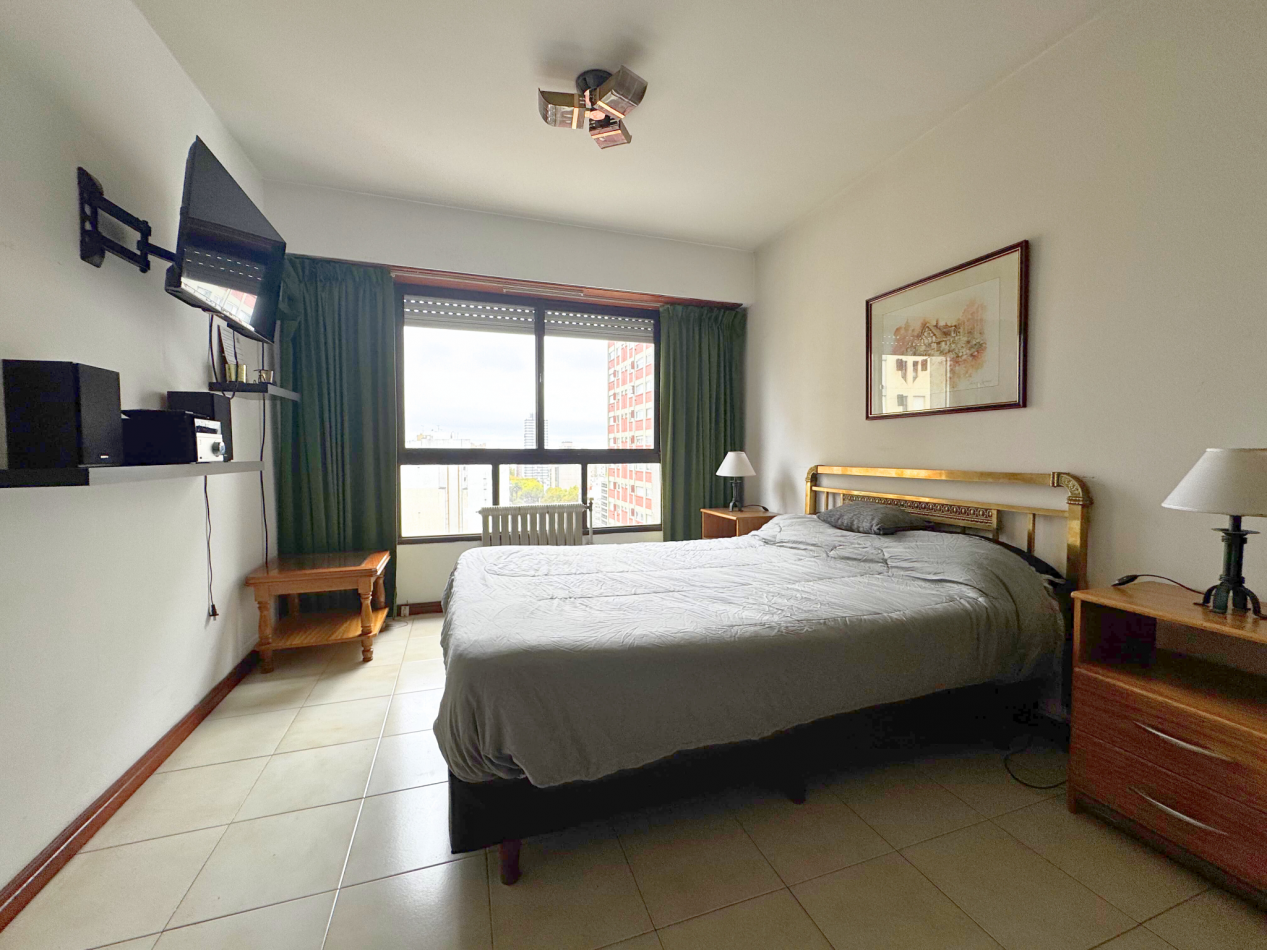 DEPARTAMENTO MONOAMBIENTE - A 1 CUADRA DE LA PLAYA
