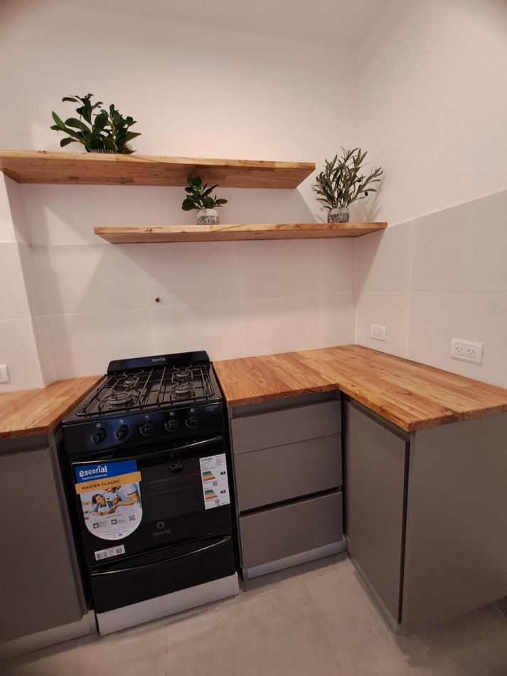 DEPARTAMENTO 1 AMBIENTE CON BALCON - RECICLADO - ACEPTA PERMUTA