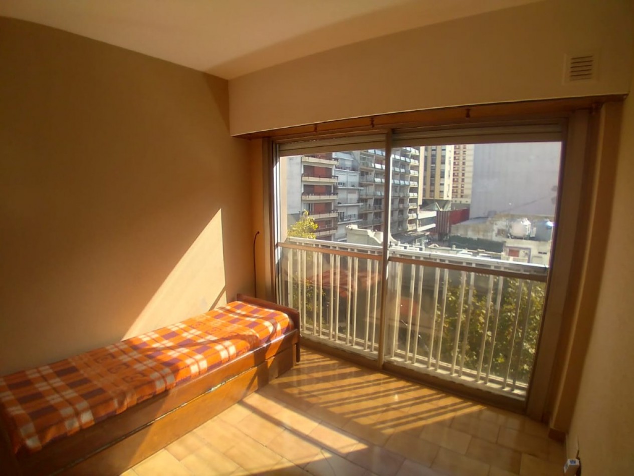 Venta Departamento 2 Ambientes a la Calle - Santiago del Estero 1660, 4° Piso