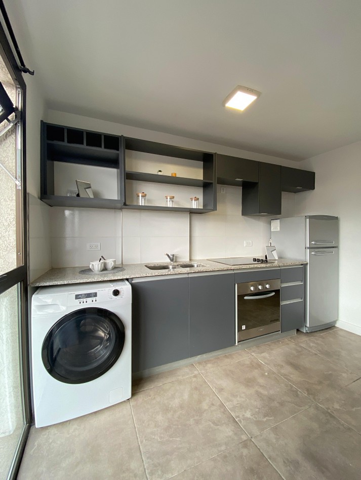 Departamento de 1 Ambiente a la Calle con Balcon Frances - Colon 3180, Mar del Plata