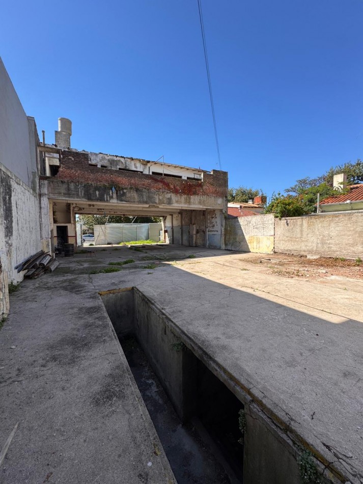 Lote con Anteproyecto en Barrio Los Troncos - Mar del Plata