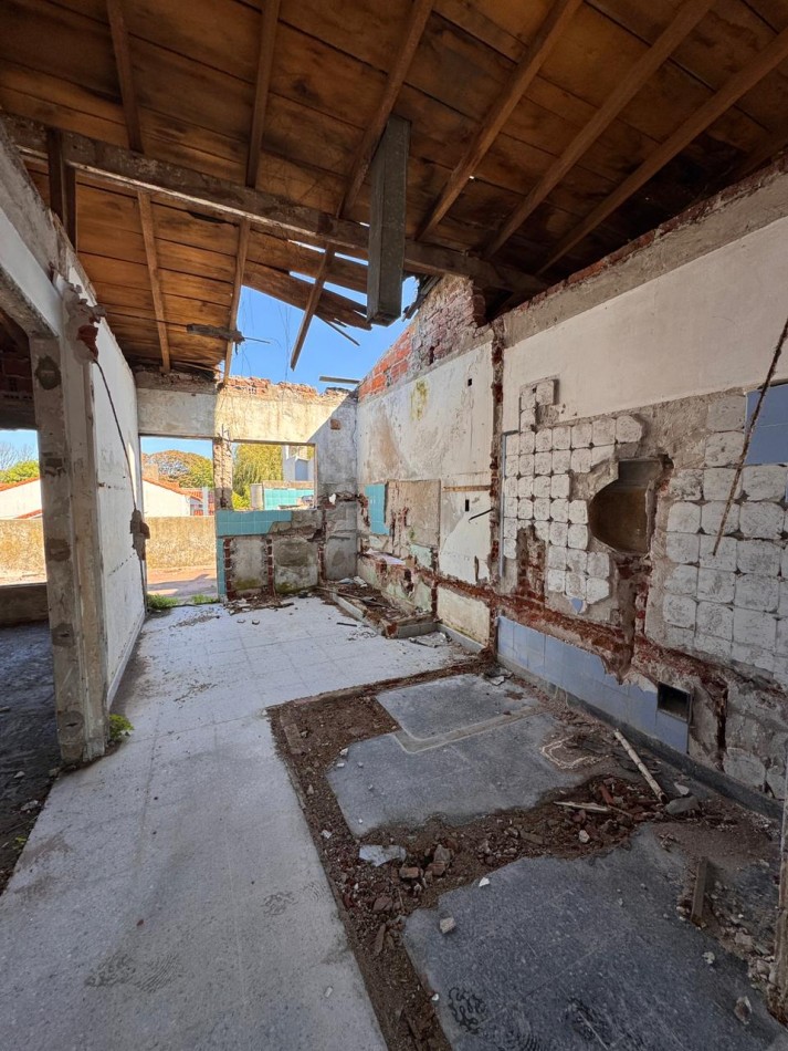 Lote con Anteproyecto en Barrio Los Troncos - Mar del Plata