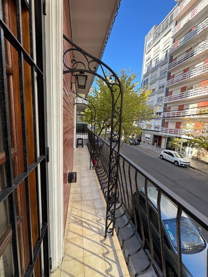 Dpto 3 ambientes (primer piso por escalera)