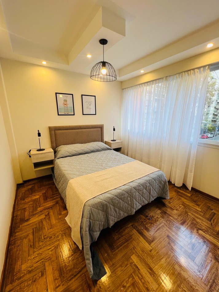 2 AMBIENTES CON BALCON A LA CALLE EN ZONA CENTRO