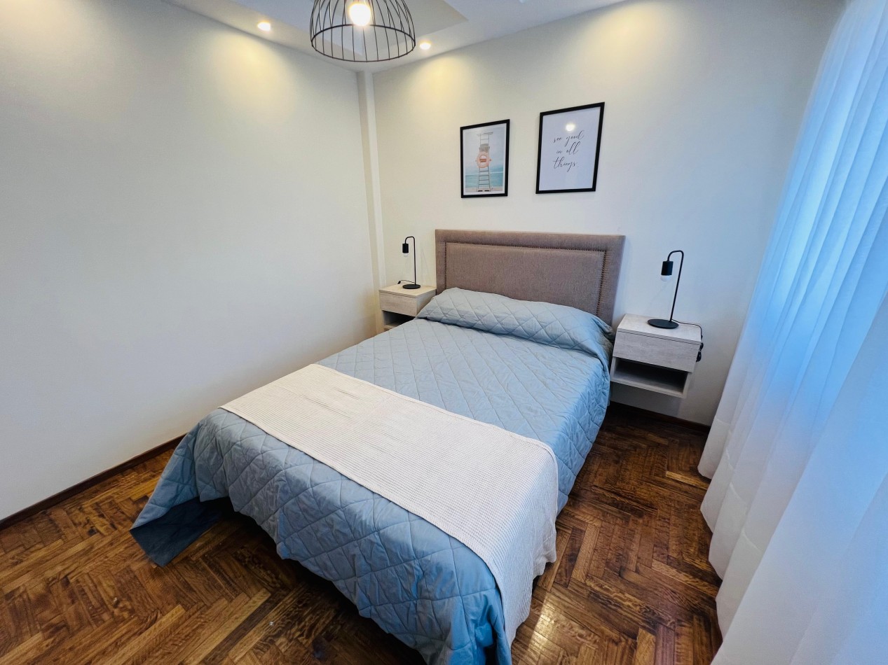 2 AMBIENTES CON BALCON A LA CALLE EN ZONA CENTRO