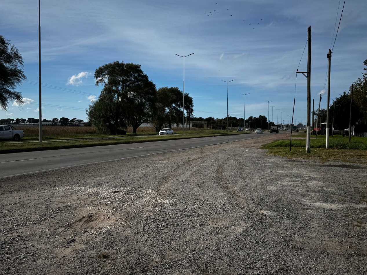 Terreno de 4000 m² sobre Ruta 88 , Mar del Plata - Ideal para desarrollo industrial o logistico