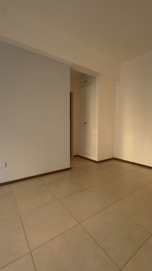Departamento 2 ambientes al contrafrente abierto