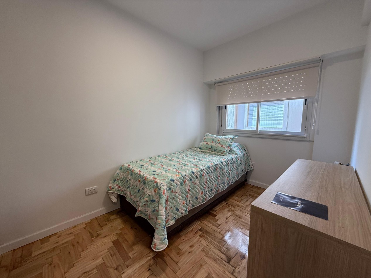 3 AMBIENTES RECICLADO CON BALCON A LA CALLE Y COCHERA FIJA EN EXCELENTE UBICACION