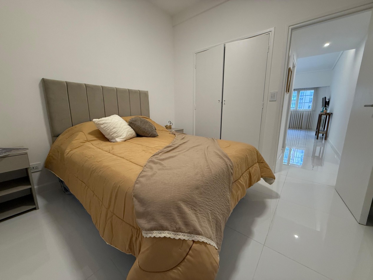 2 AMBIENTES CON DEPENDENCIA TOTALMENTE RECICLADO Y AMOBLADO