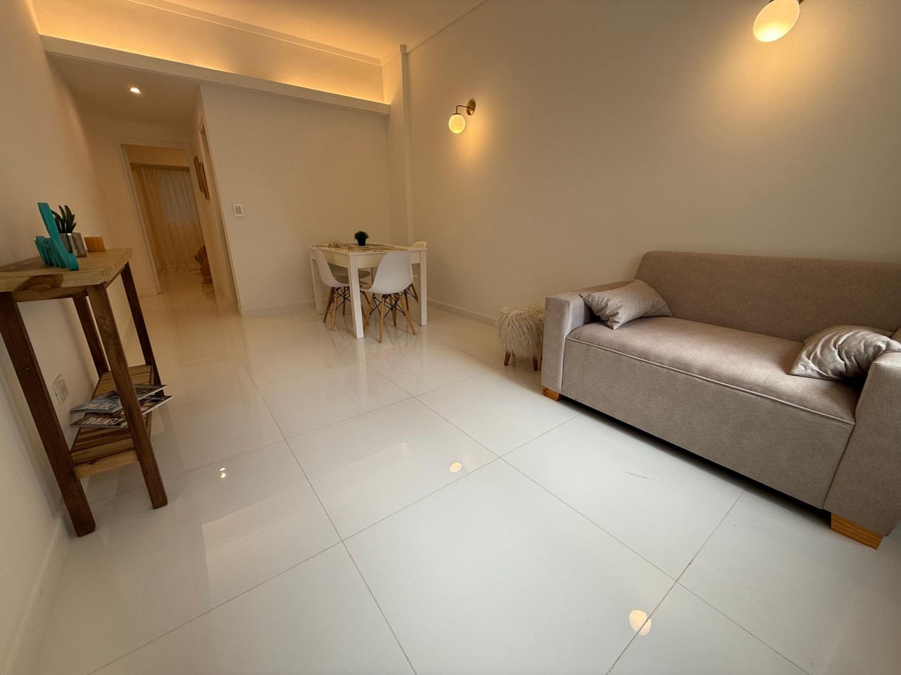 2 AMBIENTES CON DEPENDENCIA TOTALMENTE RECICLADO Y AMOBLADO