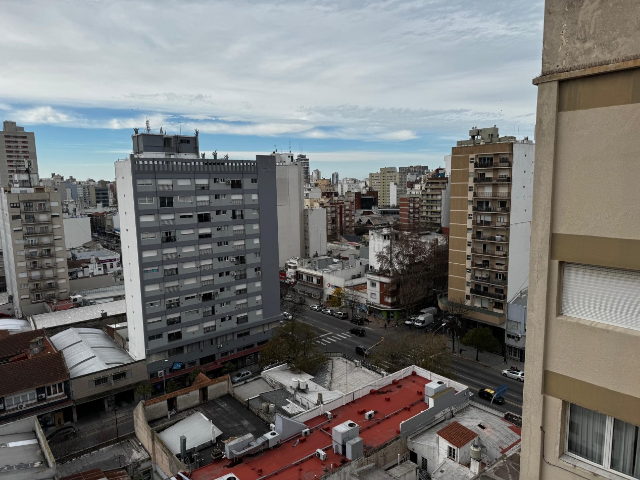 Departamento de 3 Ambientes con Balcon y Vista Abierta - Zona Centro Mar del Plata - APTO CREDITO
