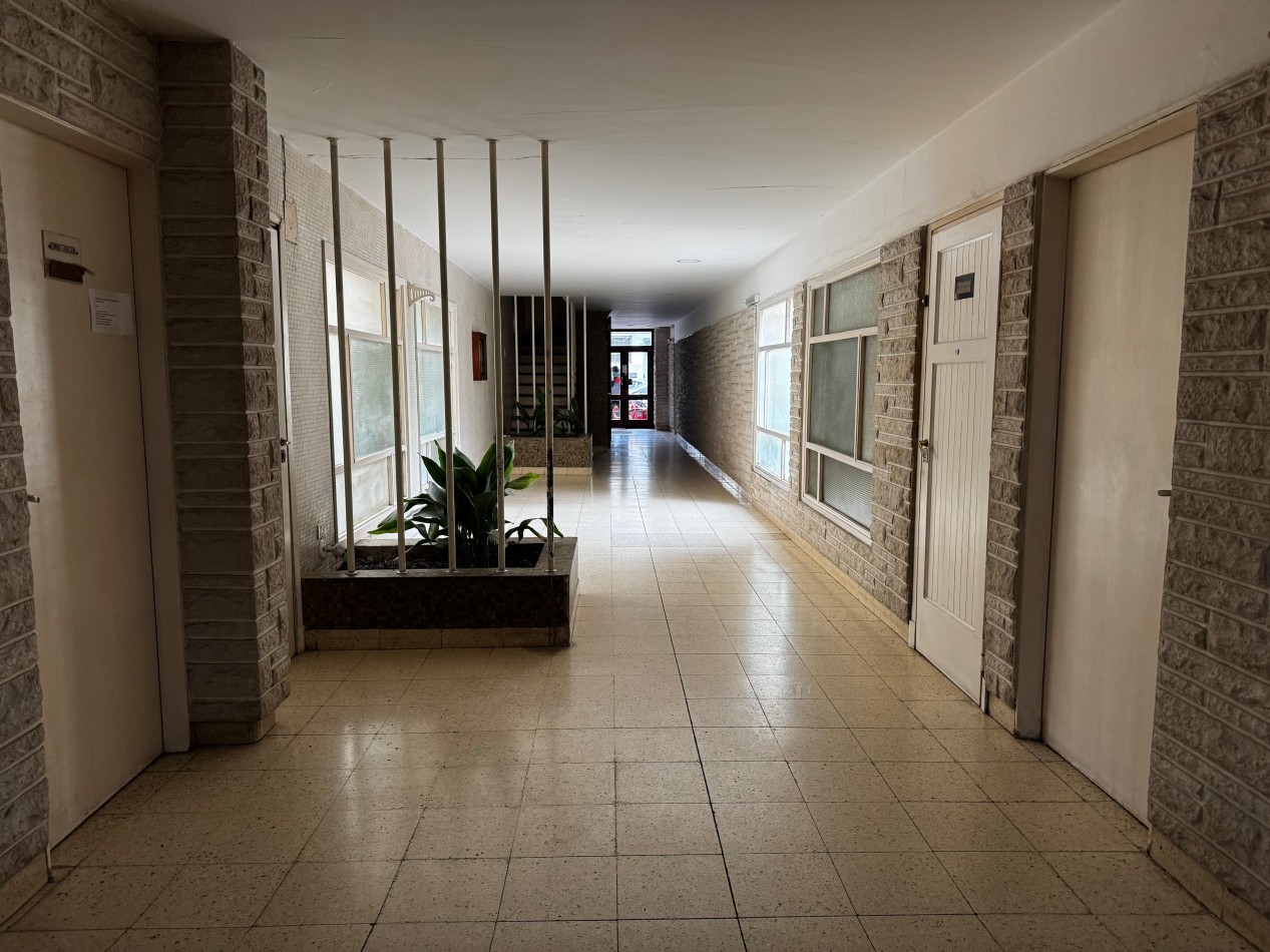 Departamento de 3 Ambientes con Balcon y Vista Abierta - Zona Centro Mar del Plata - APTO CREDITO