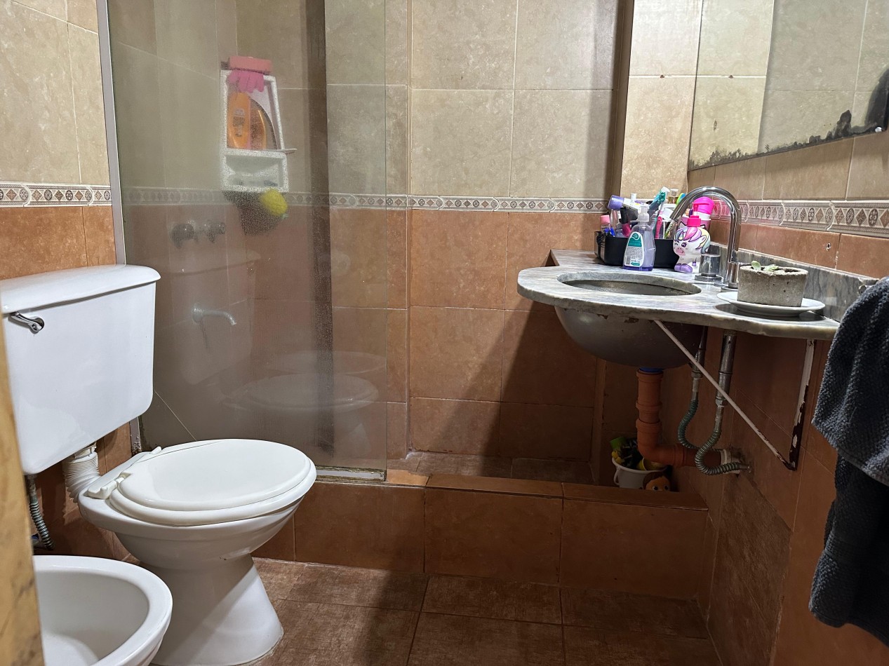 4 AMBIENTES CON BALCON TERRAZA Y VISTA ABIERTA EN ZONA SAN CARLOS