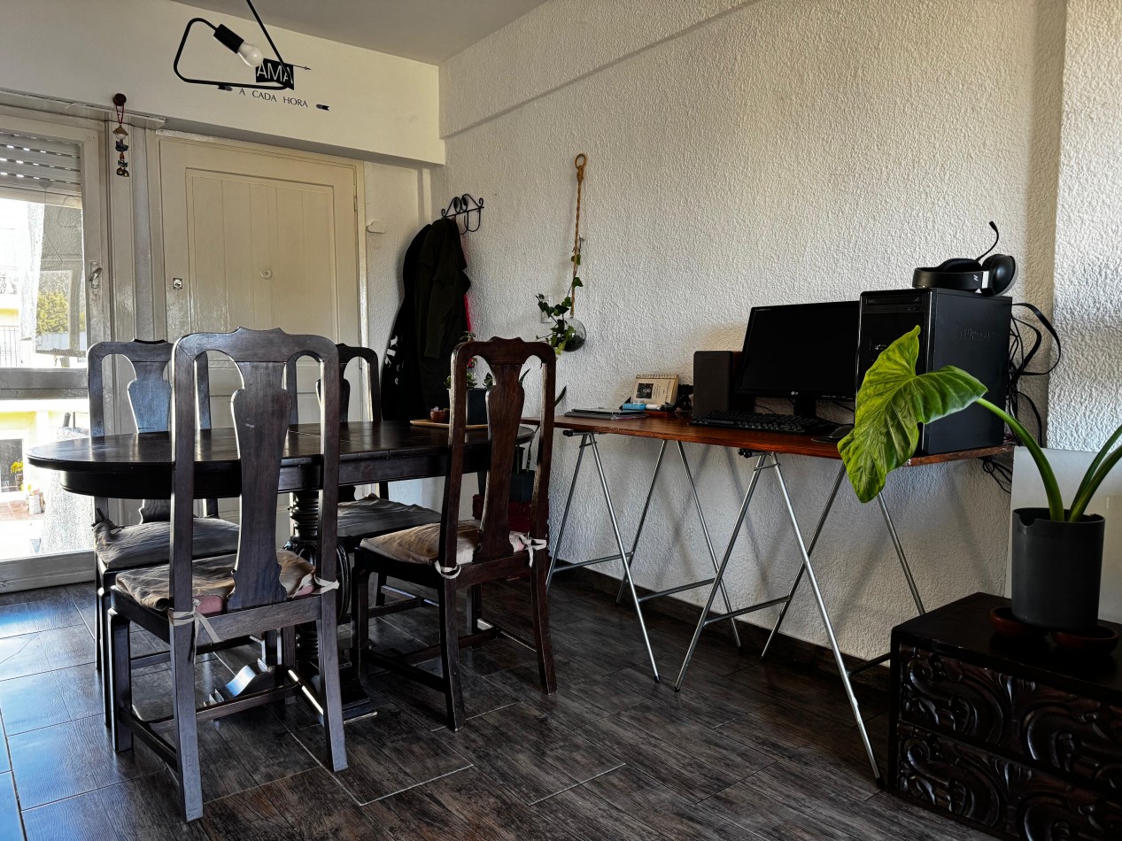 4 AMBIENTES CON BALCON TERRAZA Y VISTA ABIERTA EN ZONA SAN CARLOS