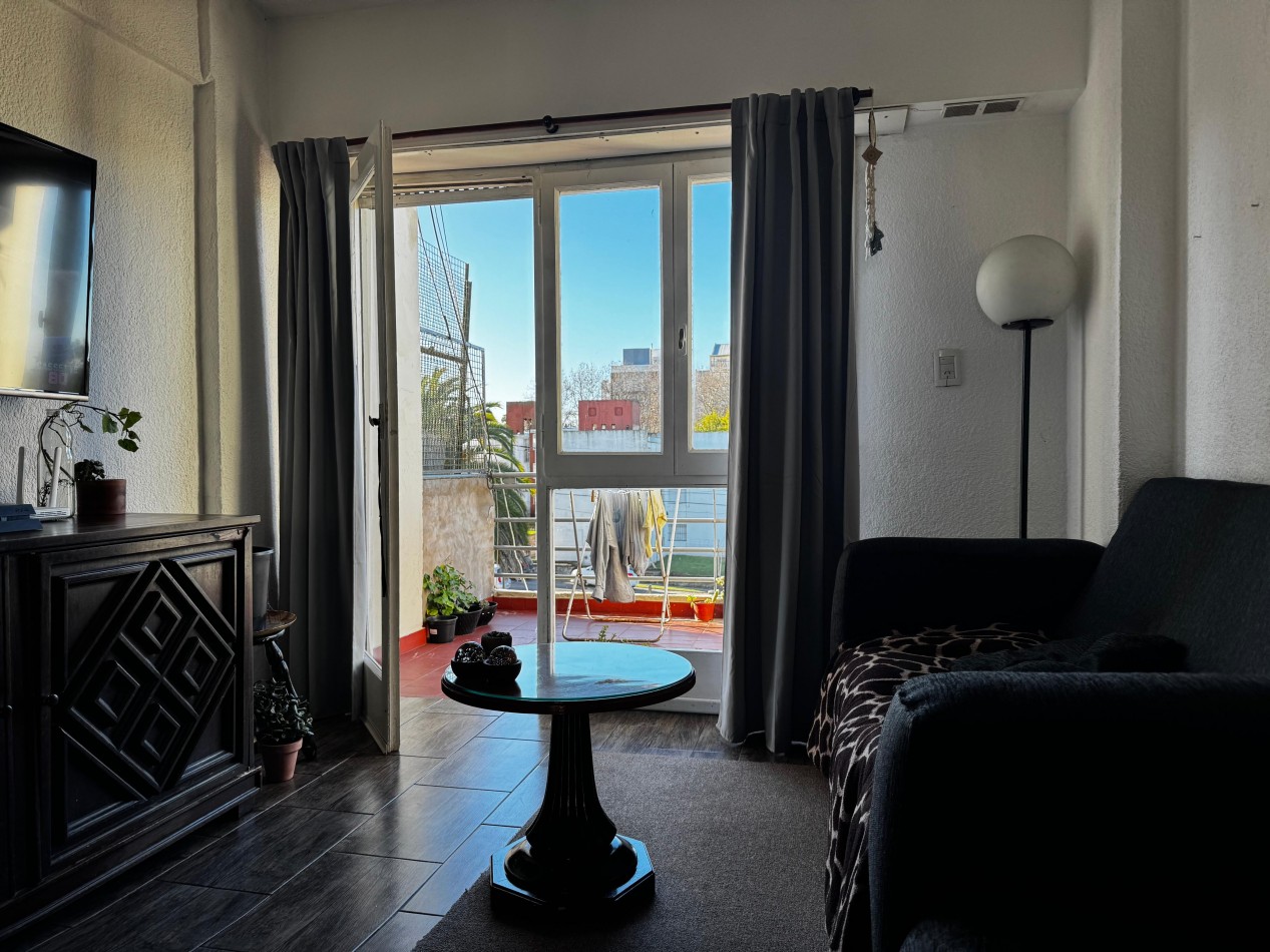 4 AMBIENTES CON BALCON TERRAZA Y VISTA ABIERTA EN ZONA SAN CARLOS