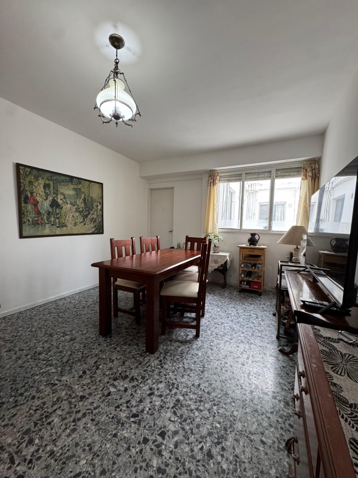 VENTA DEPARTAMENTO 2 AMBIENTES + COCHERA EN LA PERLA (Salta y Libertad)