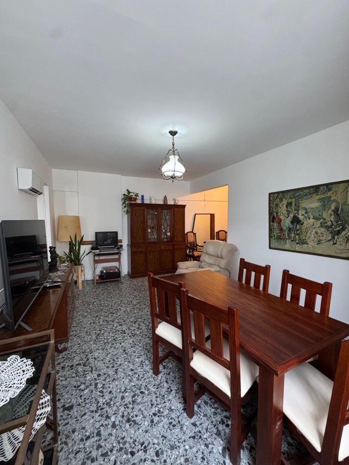 VENTA DEPARTAMENTO 2 AMBIENTES + COCHERA EN LA PERLA (Salta y Libertad)