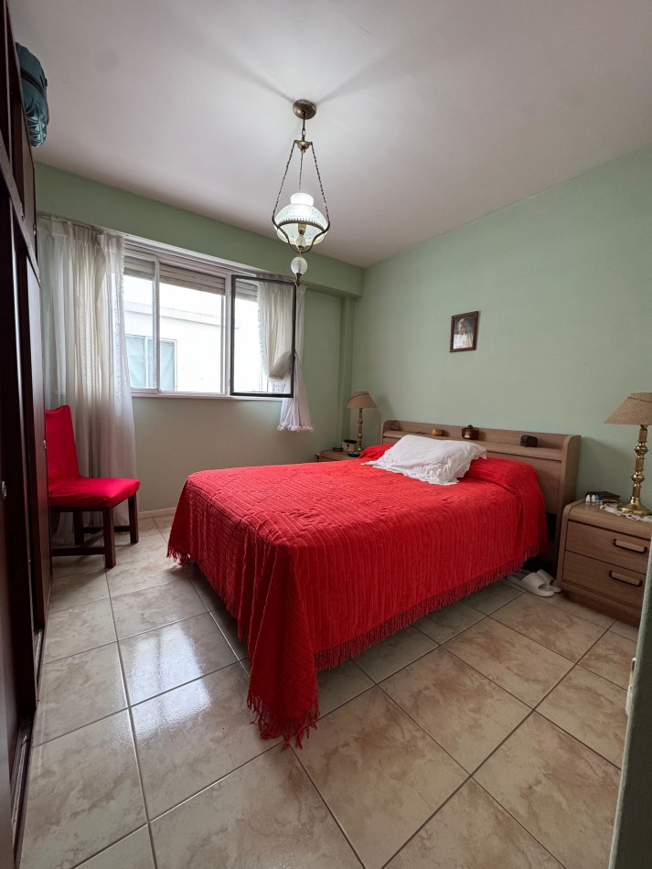 VENTA DEPARTAMENTO 2 AMBIENTES + COCHERA EN LA PERLA (Salta y Libertad)
