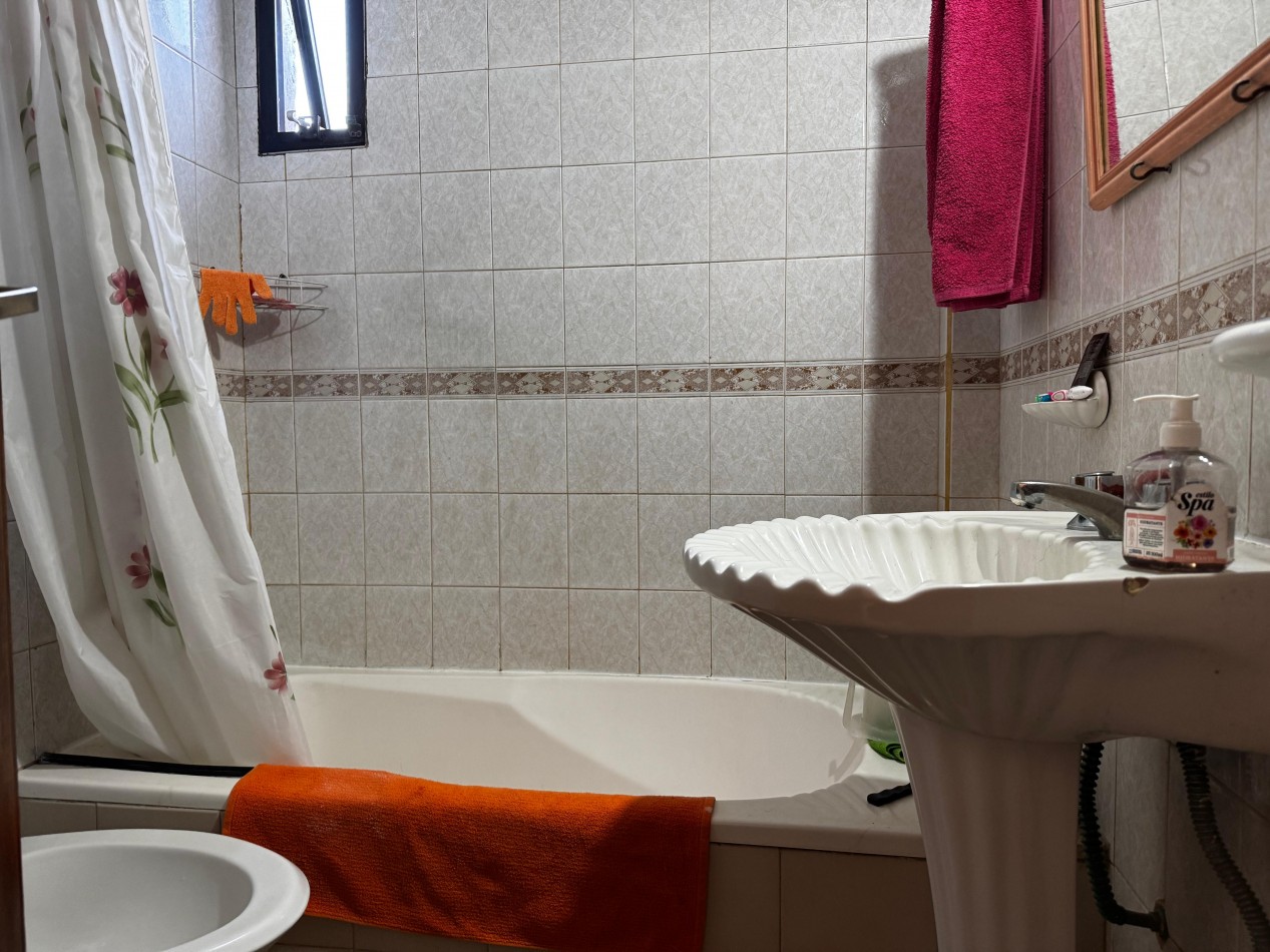PH DE 3 AMBIENTES AL FRENTE CON BALCON, PATIO Y TERRAZA