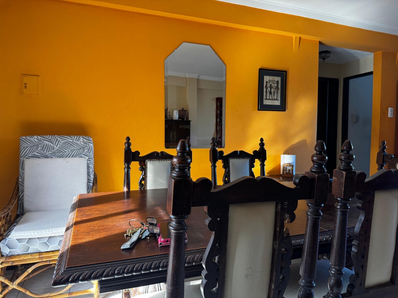 PH DE 3 AMBIENTES AL FRENTE CON BALCON, PATIO Y TERRAZA