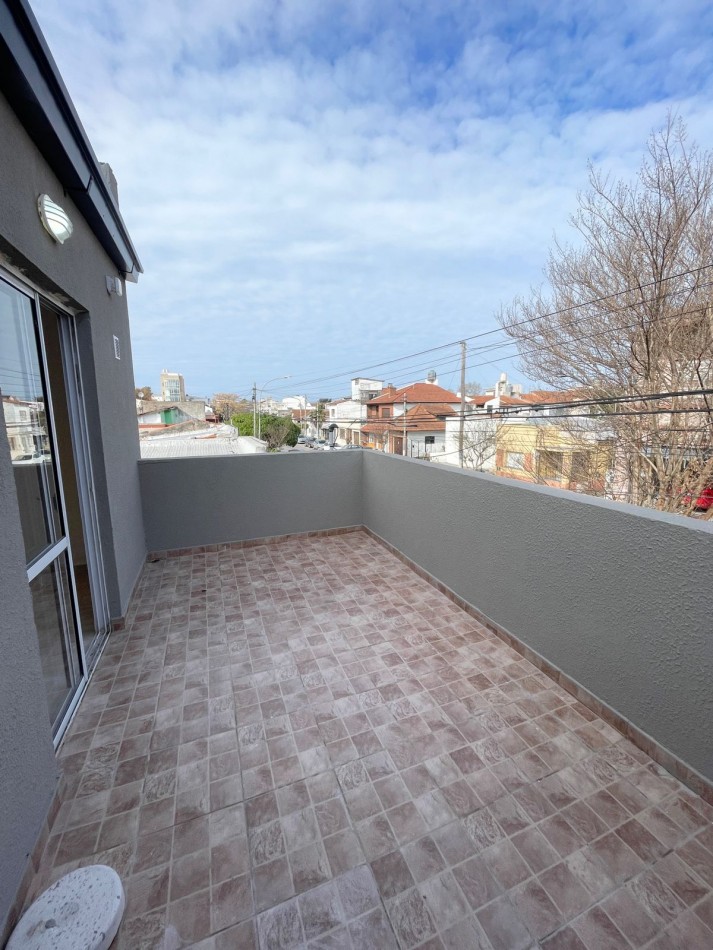 PH DE 2 AMBIENTES A ESTRENAR CON DOBLE BALCON - SIN EXPENSAS EN BARRIO SAN JOSE