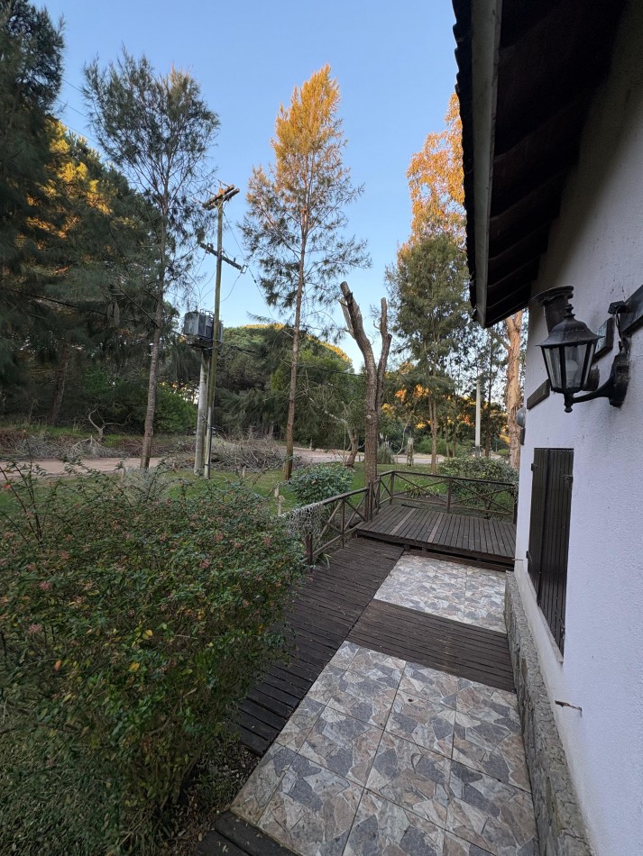 Amplia Casa en Venta en Mar de las Pampas - Excelente Oportunidad para Vivienda o Vacaciones con Alta Rentabilidad