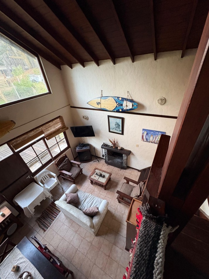 Amplia Casa en Venta en Mar de las Pampas - Excelente Oportunidad para Vivienda o Vacaciones con Alta Rentabilidad
