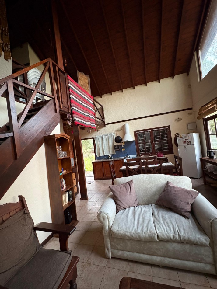 Amplia Casa en Venta en Mar de las Pampas - Excelente Oportunidad para Vivienda o Vacaciones con Alta Rentabilidad