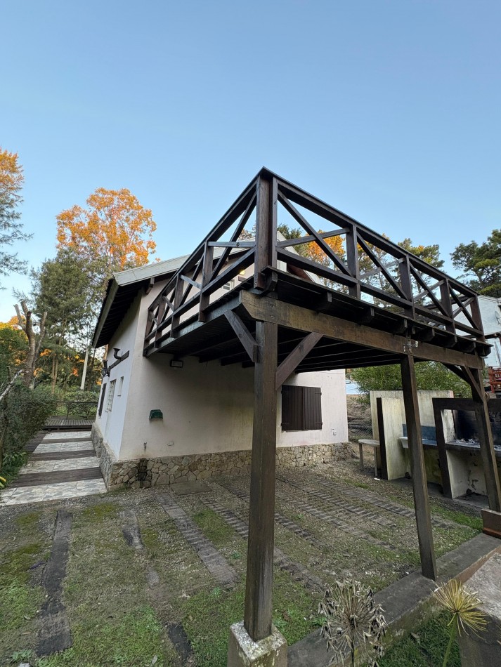 Amplia Casa en Venta en Mar de las Pampas - Excelente Oportunidad para Vivienda o Vacaciones con Alta Rentabilidad