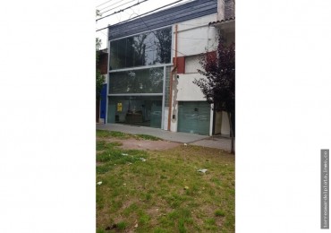 LOCAL COMERCIAL EN VENTA SOBRE AVENIDA LIBERTAD DE 200 M2 