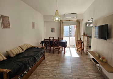 2 AMBIENTES A LA CALLE CON BALCON SALIENTE EN ZONA CENTRO - APTO CREDITO
