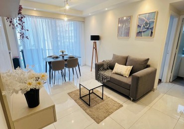 2 AMBIENTES CON BALCON A LA CALLE EN ZONA CENTRO