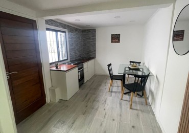 PH 2 AMBIENTES CON PATIO RECICLADO EN BARRIO SAN CARLOS