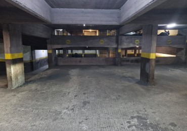 OPORTUNIDAD COCHERA FIJA EN VENTA ZONA MICROCENTRO