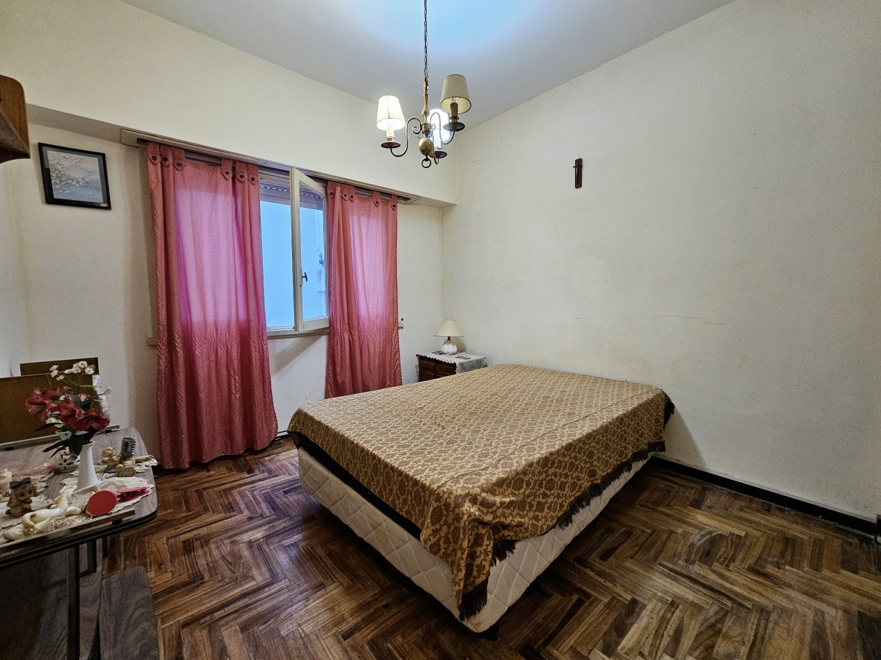 DEPARTAMENTO 2 AMBIENTES FRENTE A PLAZA COLON