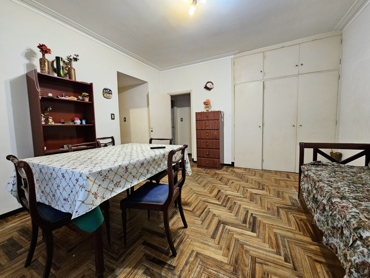 DEPARTAMENTO 2 AMBIENTES FRENTE A PLAZA COLON