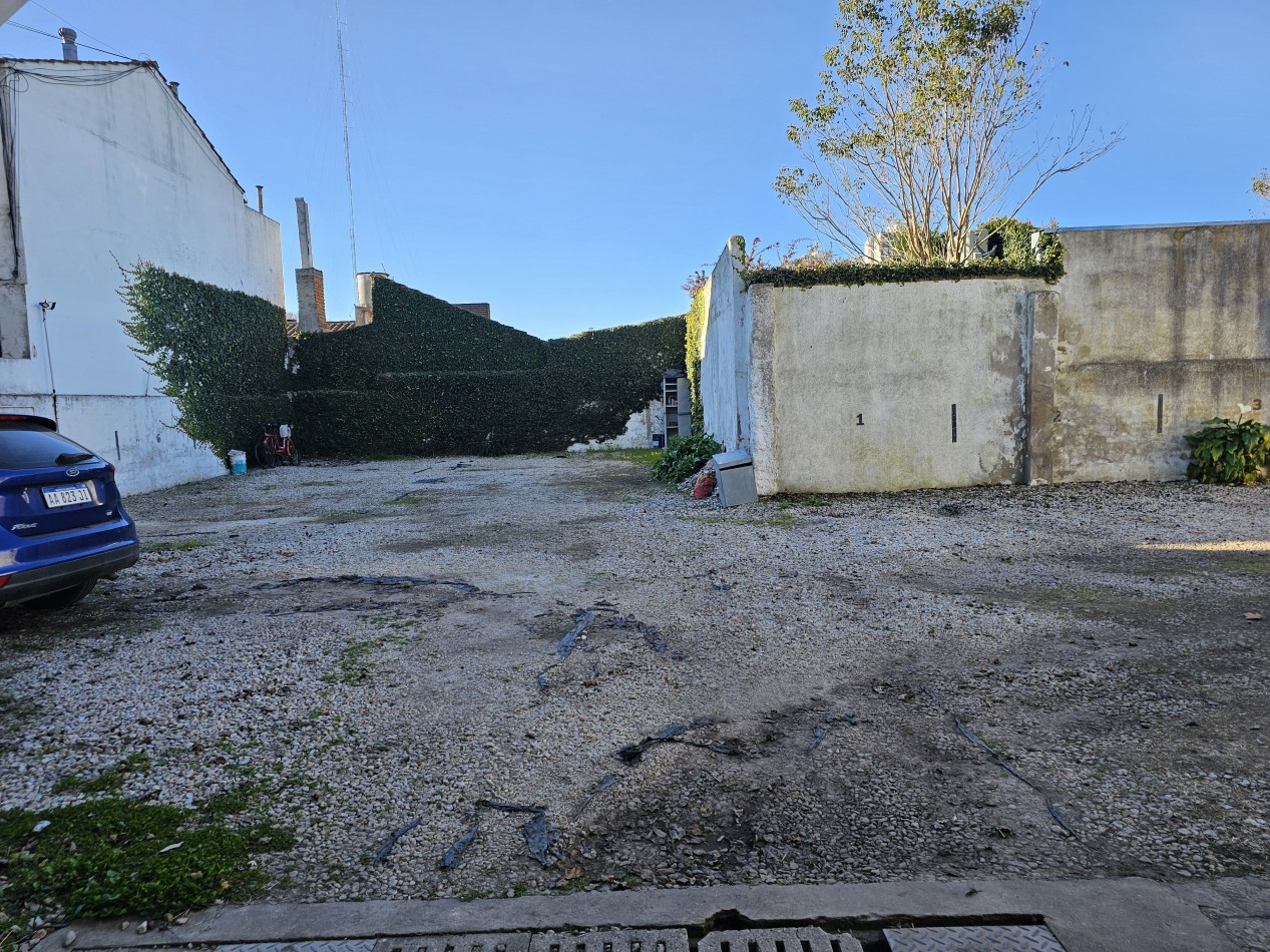 PH 1 AMBIENTE AL FRENTE CON ESPACIO DE COCHERA OPORTUNIDAD!