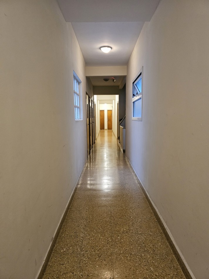 DEPARTAMENTO 2 AMBIENTES FRENTE A PLAZA COLON